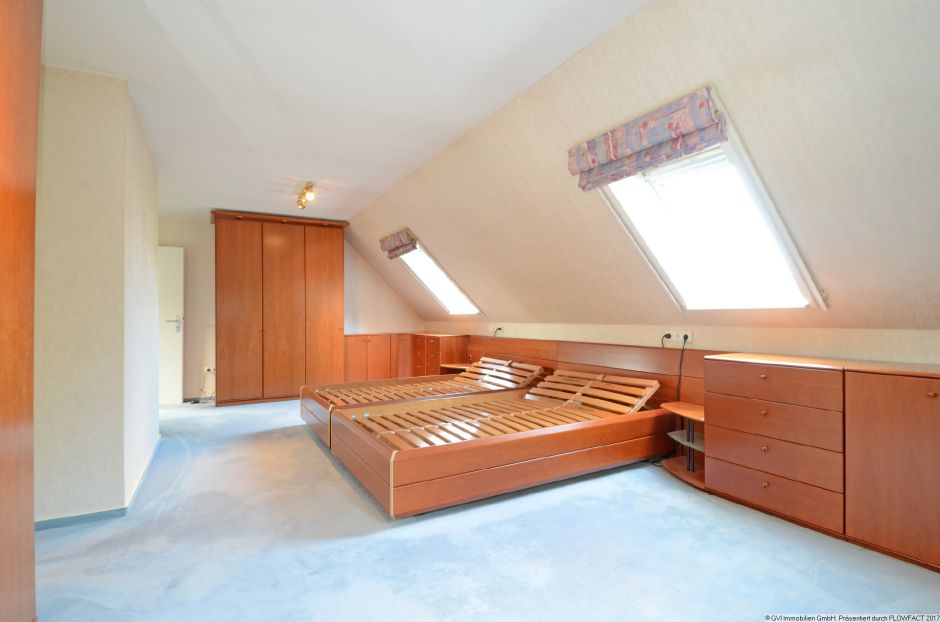 Schlafzimmer OG