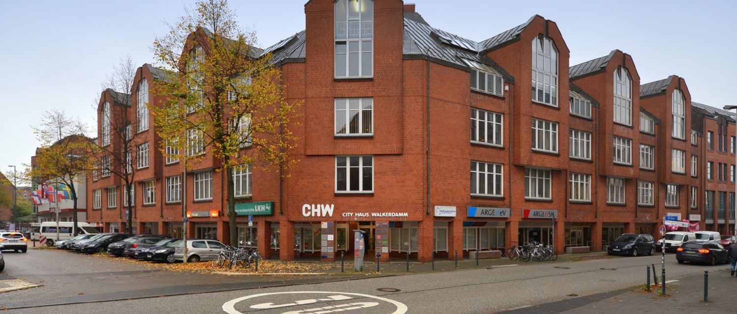 Große Büroetage mit vielen Stellplätzen